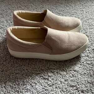 Casual Slip-on Sneaker